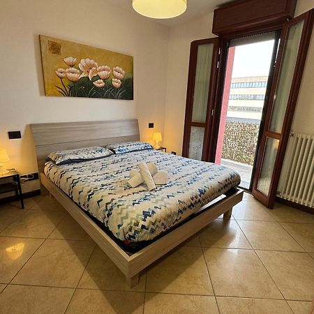 Appartamento Casa Linabelli Reggio nell'Emilia Esterno foto